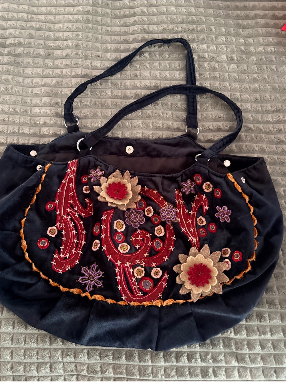 Bohemian Vintage Style Embroidered Navy Shoulder Bag with Floral Appliqué